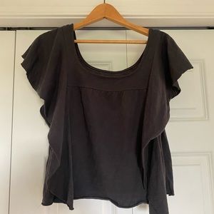AE flutter sleeve tee